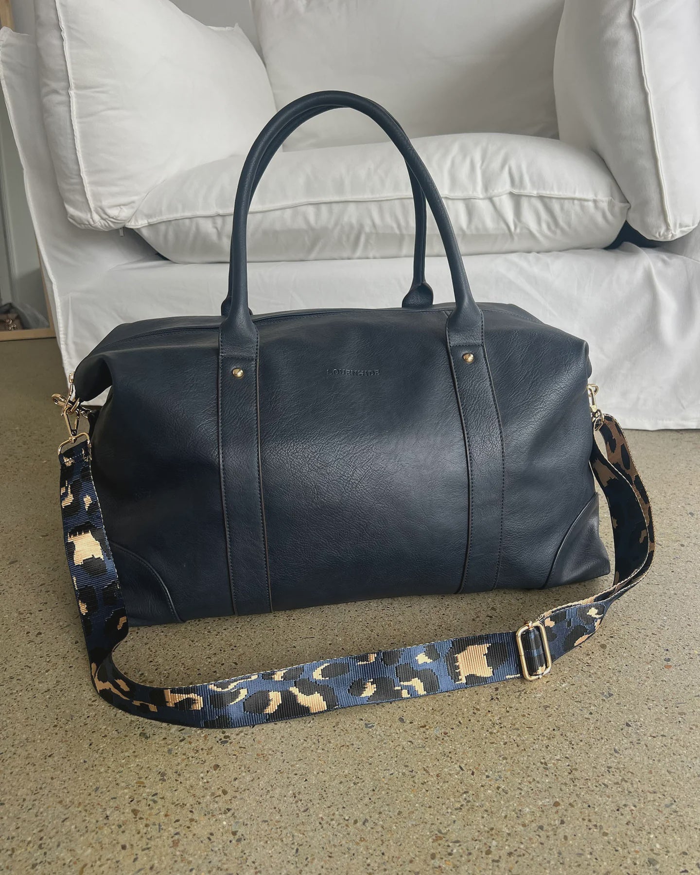 ALEXIS TYLER WEEKENDER TRAVEL BAG